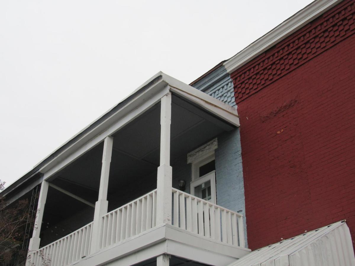 Located In The Noma-Gallaudet Neighborhood Leilighet Washington Eksteriør bilde