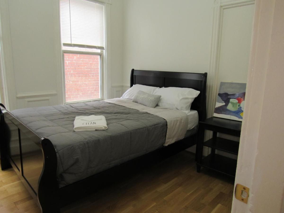 Located In The Noma-Gallaudet Neighborhood Leilighet Washington Eksteriør bilde
